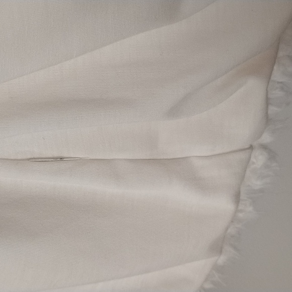 XXI White Faux Fur Mob Wife Statement Jacket - Picture 5 of 16